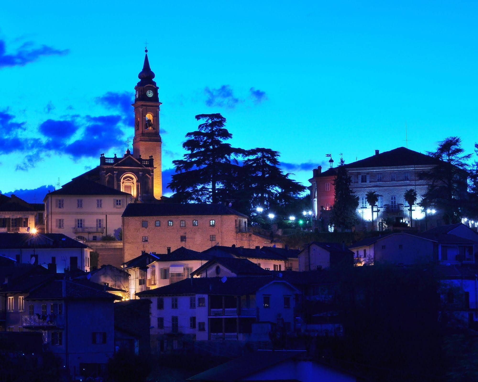 La Foresteria Del Castello - Wellness Hotel In Dimora Storica Castell'Alfero ภายนอก รูปภาพ